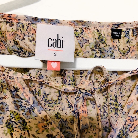 CAbi| Sienna Floral Blouse #52028 Small - Picture 2 of 6